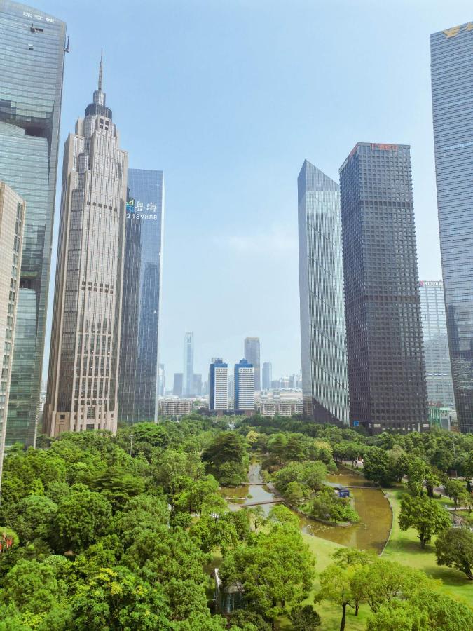 Отель Grand Hyatt Гуанчжоу Экстерьер фото